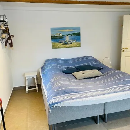 לינה וארוחת בוקר -